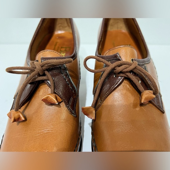 Like new Barker of Earls of Barton,England designed by William Barker Sz 6.5 - Picture 11 of 17